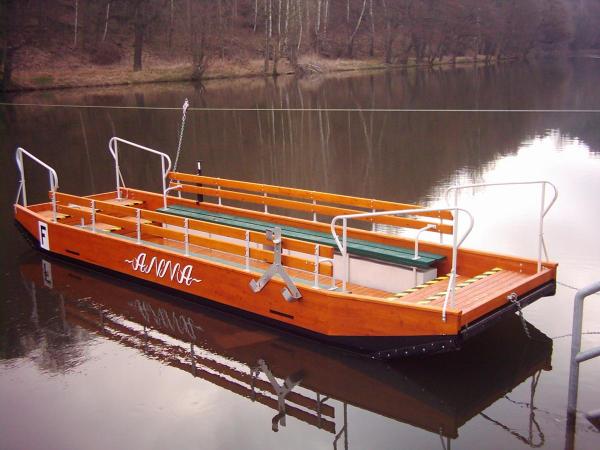 Holzboot "Anna"