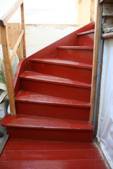 Treppe in rot 